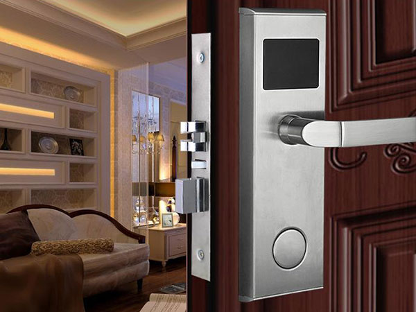 鸠江24小时上门开锁公司