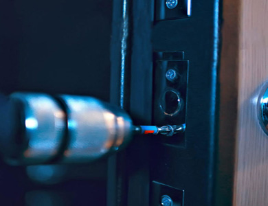 鸠江24小时上门开锁公司